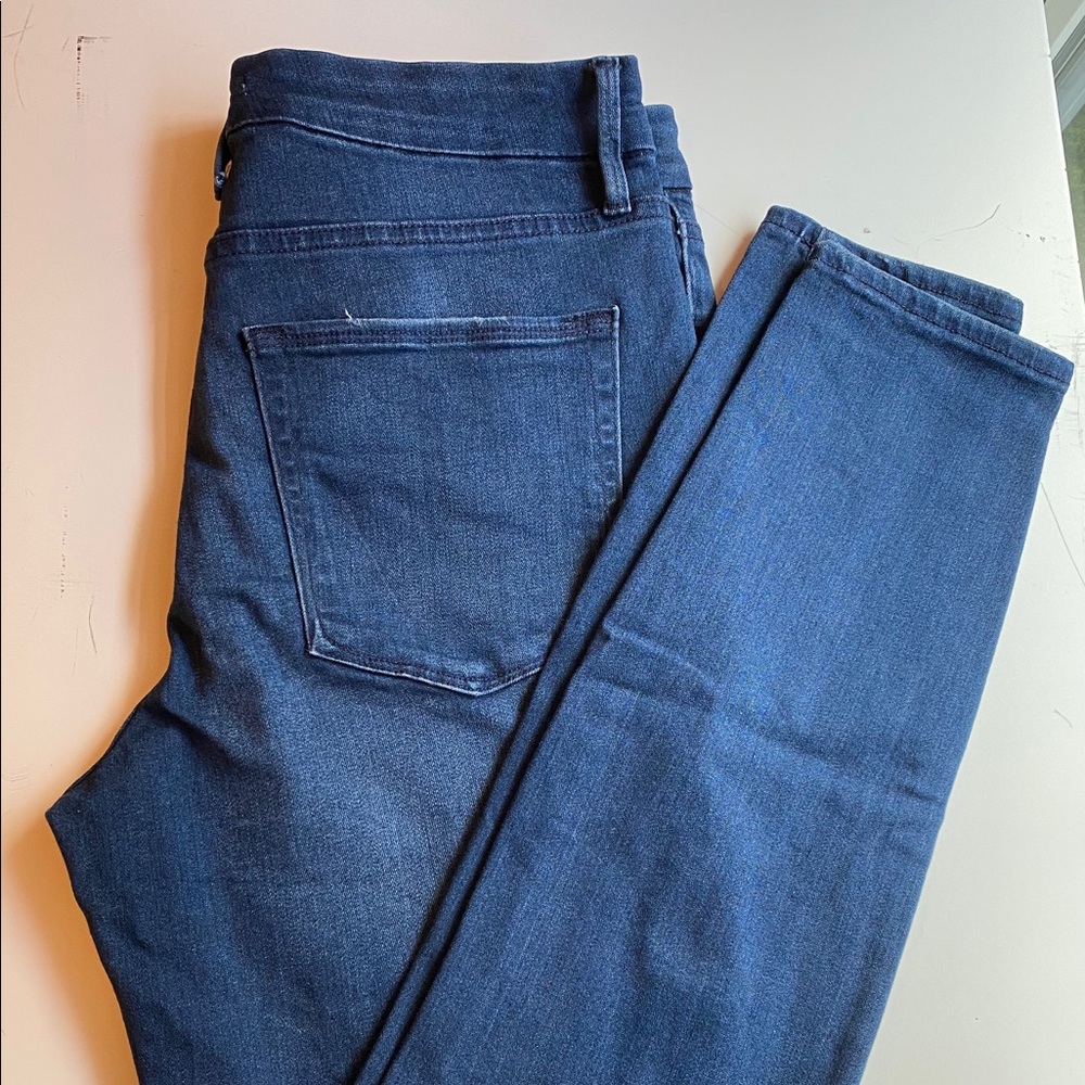 Good American good legs jeans